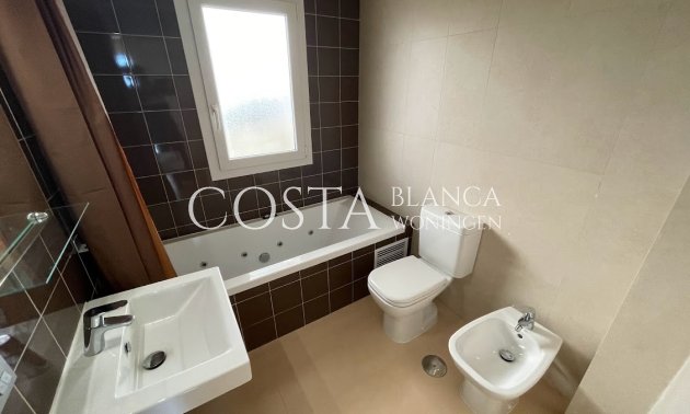 Wiederverkauf - Apartment -
Altea