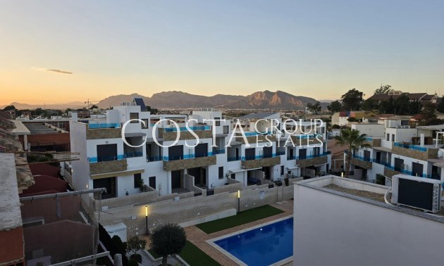 Nowy budynek - Dom -
Bigastro - pueblo