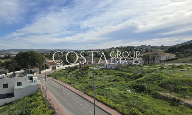 Nowy budynek - Dom -
Bigastro - pueblo