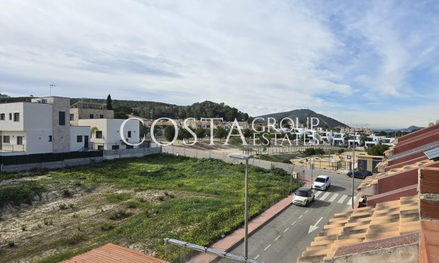 Nowy budynek - Dom -
Bigastro - pueblo