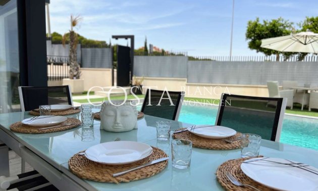 Herverkoop - Villa -
San Miguel de Salinas - San Miguel De Salinas