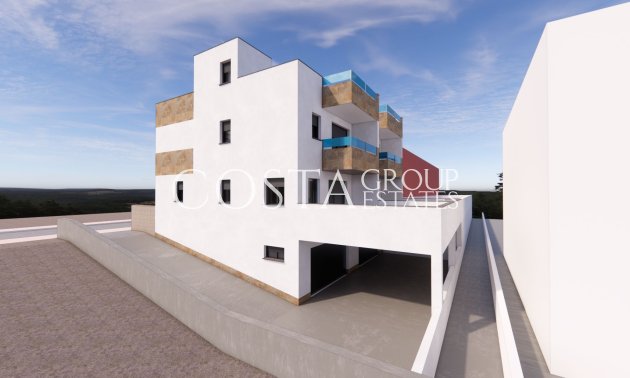 Nowy budynek - Willa -
Bigastro