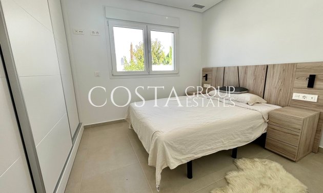 Neue Gebäude - Villa -
Rojales