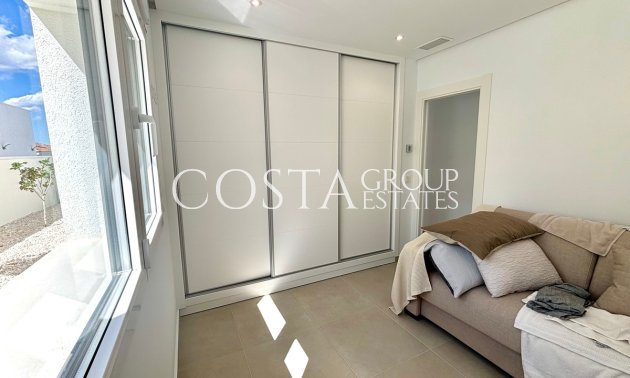 Neue Gebäude - Villa -
Rojales