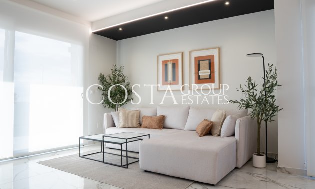 Nowy budynek - Willa -
Ciudad Quesada