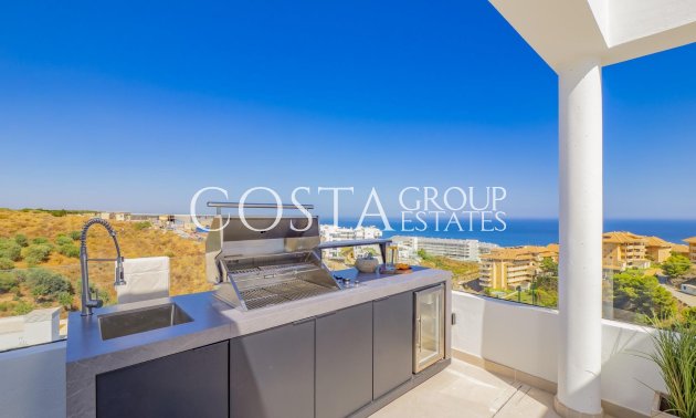 New Build - House -
Fuengirola - Higueron