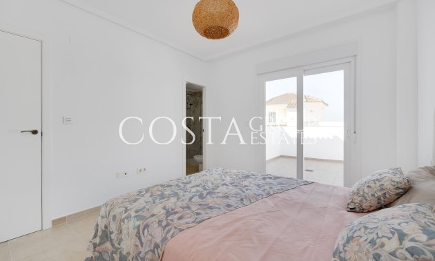 Nowy budynek - Willa -
San Fulgencio