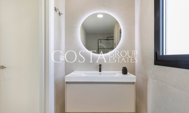 Nowy budynek - Willa -
Los Alcazares - Los Alcázares