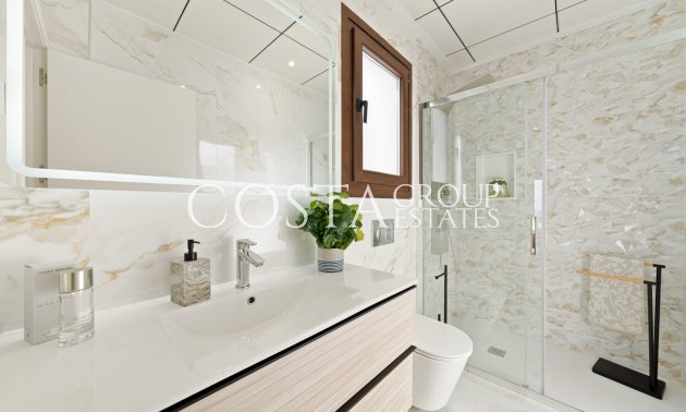 Nouvelle construction - Villa -
Polop