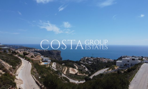 Neue Gebäude - Villa -
Cumbre de Sol