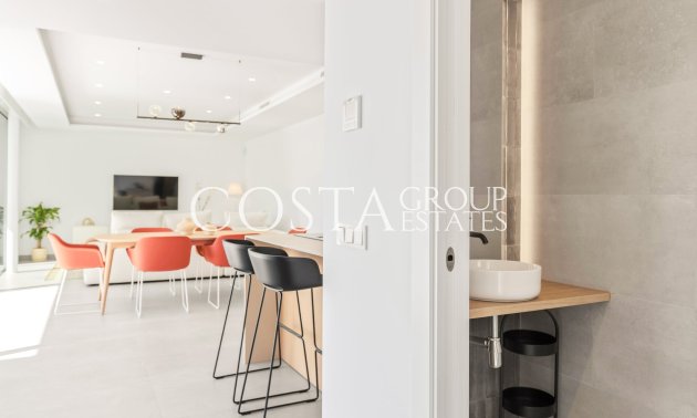 Neue Gebäude - Villa -
Cumbre del Sol