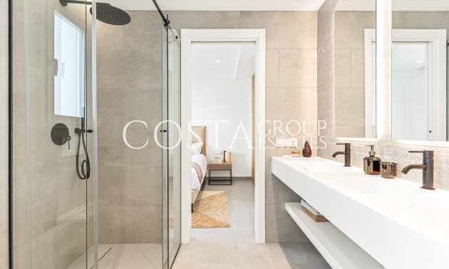 Neue Gebäude - Villa -
Cumbre del Sol