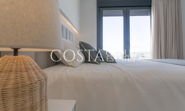 Neue Gebäude - Apartments -
Denia - L´Estanyó (Marinas)