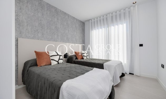 Neue Gebäude - Villa -
Torrevieja - Sector 25