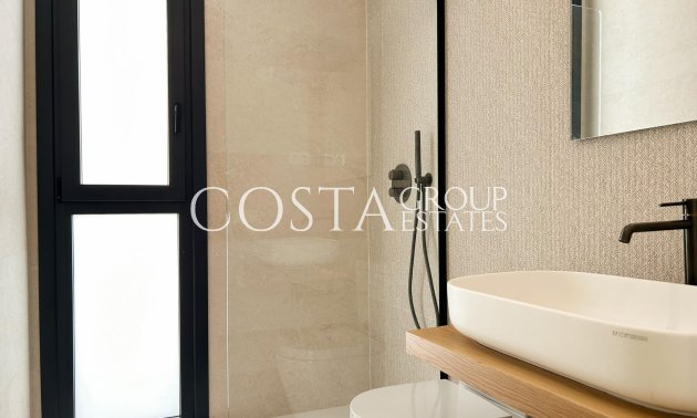 Nowy budynek - Dom -
Málaga - El Limonar