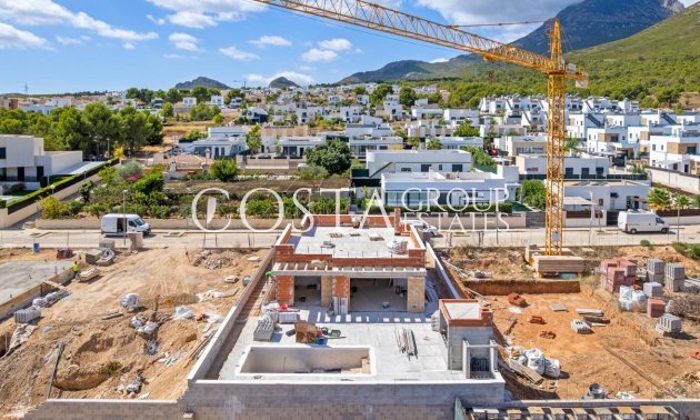 Nowy budynek - Willa -
Polop - Novapolop