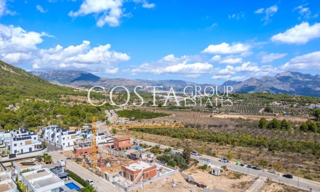 Nowy budynek - Willa -
Polop - Novapolop