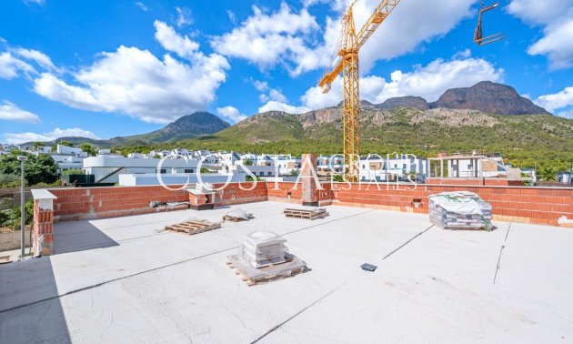 Nowy budynek - Willa -
Polop - Novapolop