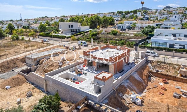 Nowy budynek - Willa -
Polop - Novapolop