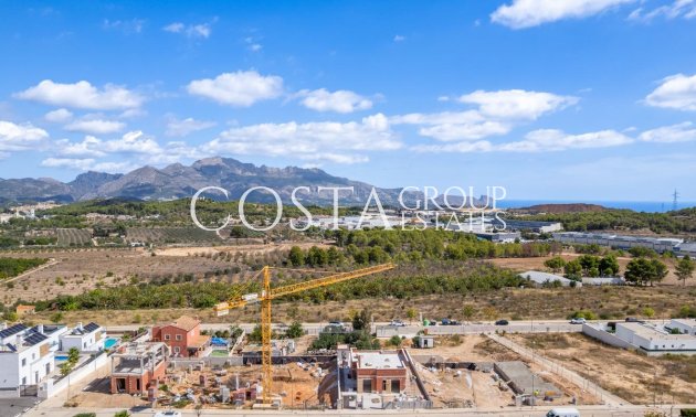 Nowy budynek - Willa -
Polop - Novapolop