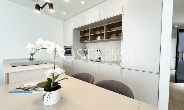 Nowy budynek - Willa -
Torre de la Horadada