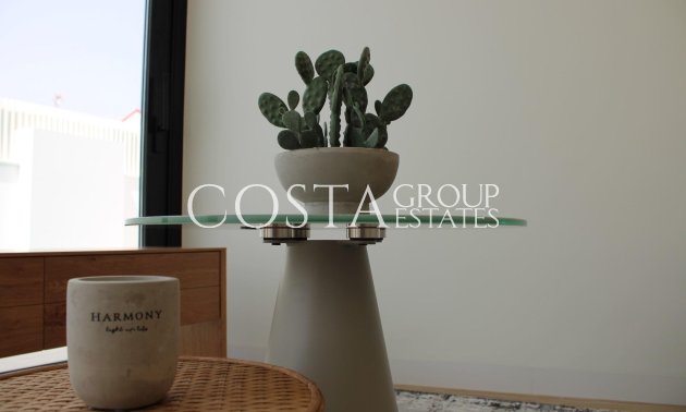 Neue Gebäude - Villa -
Pilar de la Horadada - Torre De La Horadada