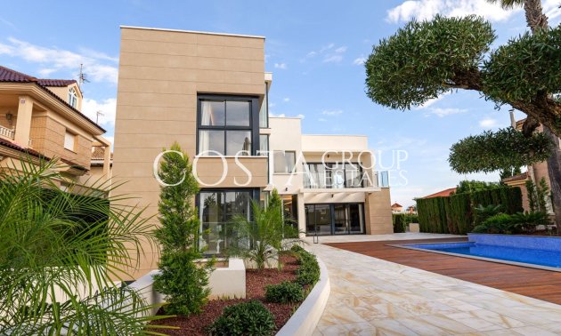 New Build - Villa -
Torrevieja