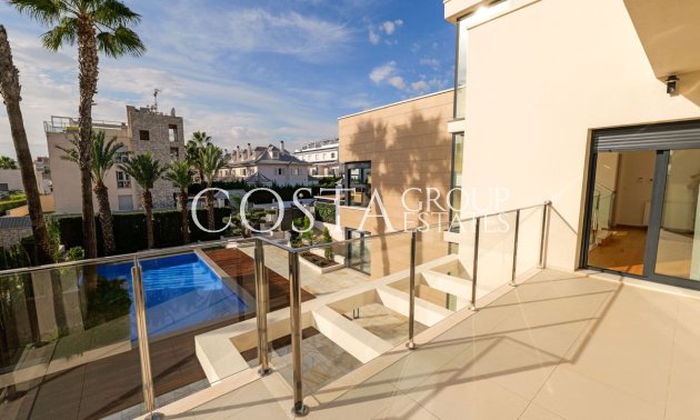 New Build - Villa -
Torrevieja