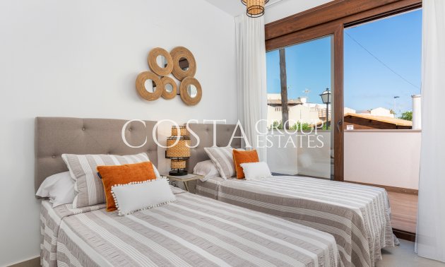 Neue Gebäude - Apartments -
Torrevieja