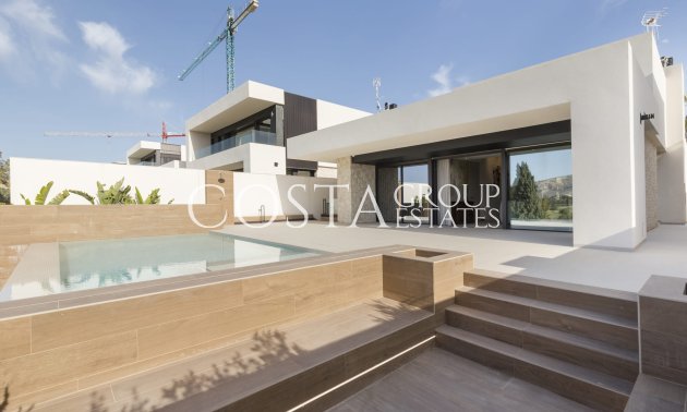 Neue Gebäude - Villa -
La Finca Golf