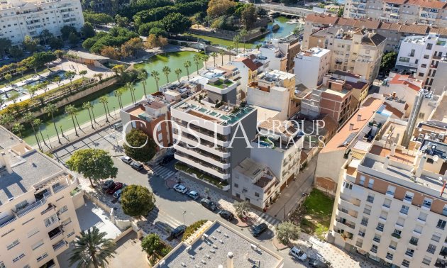 Nowy budynek - Apartments -
Málaga