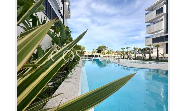 Revente - Appartement -
Orihuela Costa - Dehesa de campoamor