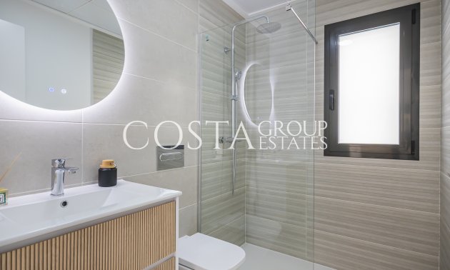 Nouvelle construction - Villa -
Torrevieja