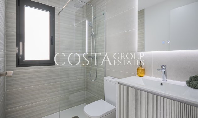 Nouvelle construction - Villa -
Torrevieja