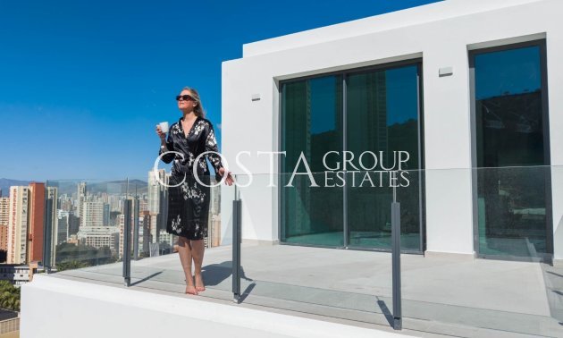 Neue Gebäude - Villa -
Benidorm