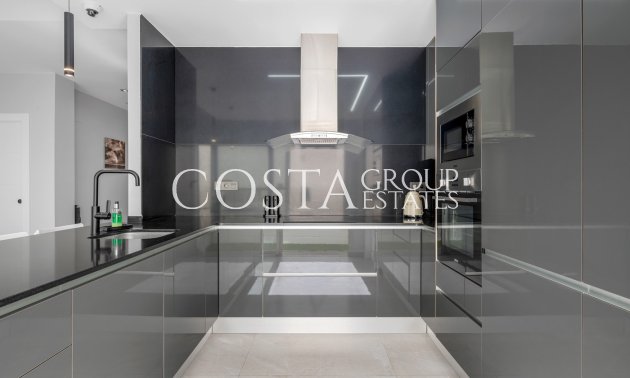 Revente - Villa -
Orihuela Costa - Villamartín