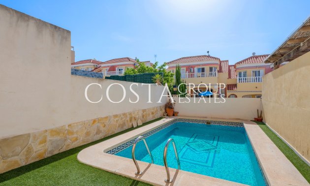 Wiederverkauf - House -
Orihuela Costa - Las Filipinas
