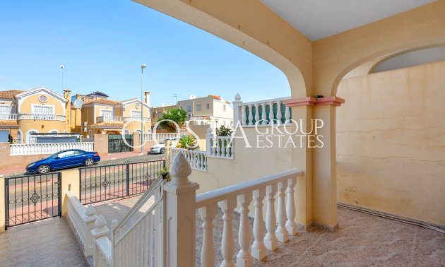 Wiederverkauf - House -
Orihuela Costa - Las Filipinas