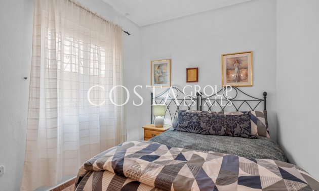Revente - Villa -
Orihuela Costa - El Galan