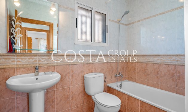 Revente - Villa -
Orihuela Costa - El Galan