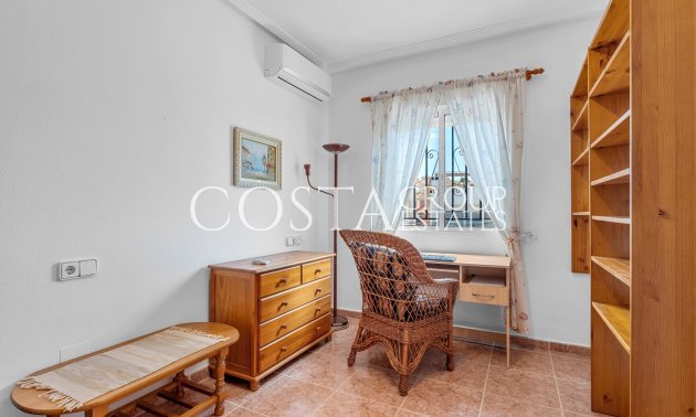 Revente - Villa -
Orihuela Costa - El Galan