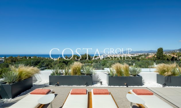 Nowy budynek - Willa -
Marbella