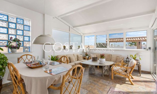 Resale - Villa -
Punta Prima