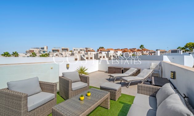 Wiederverkauf - Villa -
Orihuela Costa - Villamartín
