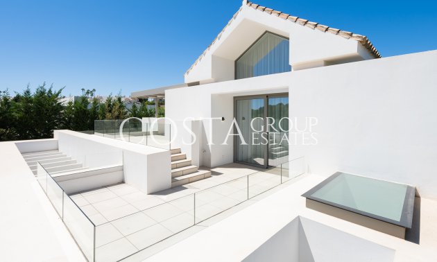 Nieuwbouw Woningen - Villa -
Estepona
