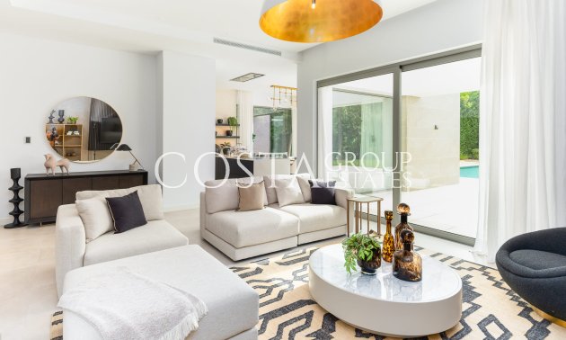 Nieuwbouw Woningen - Villa -
Estepona