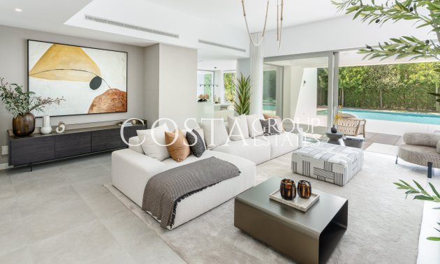 Nieuwbouw Woningen - Villa -
Estepona