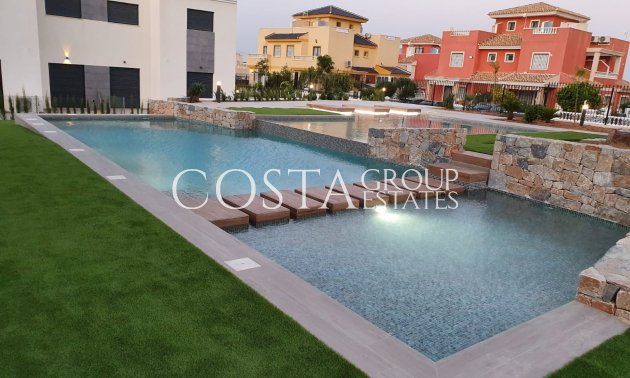 Nouvelle construction - Apartments -
Torrevieja