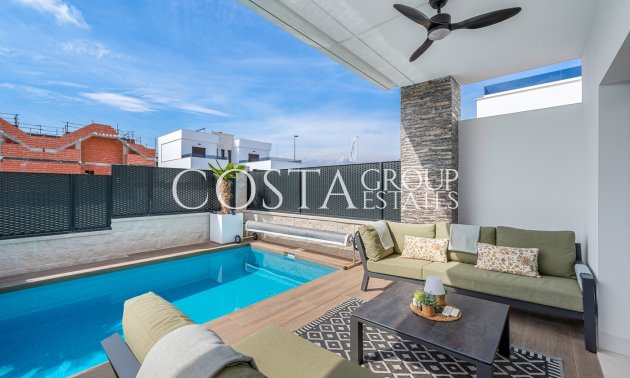 Resale - Villa -
Orihuela Costa - Orihuela