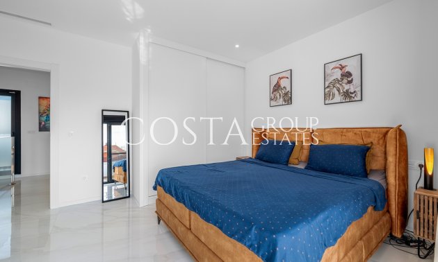 Resale - Villa -
Orihuela Costa - Orihuela